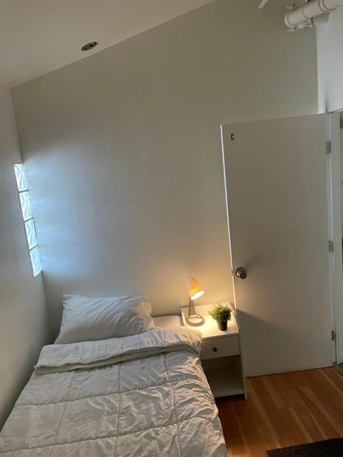 Culver Hostal *
